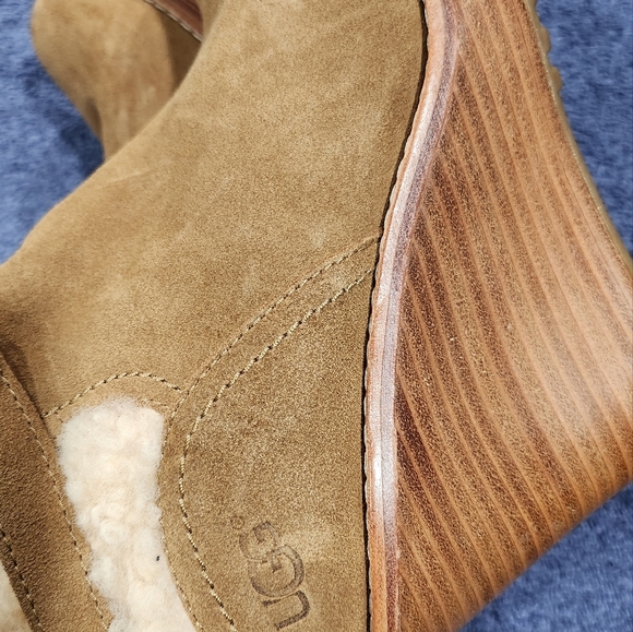 Boots - Picture 8 of 8